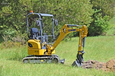 mini excavator shakes at full throttle|mini x at full throttle.